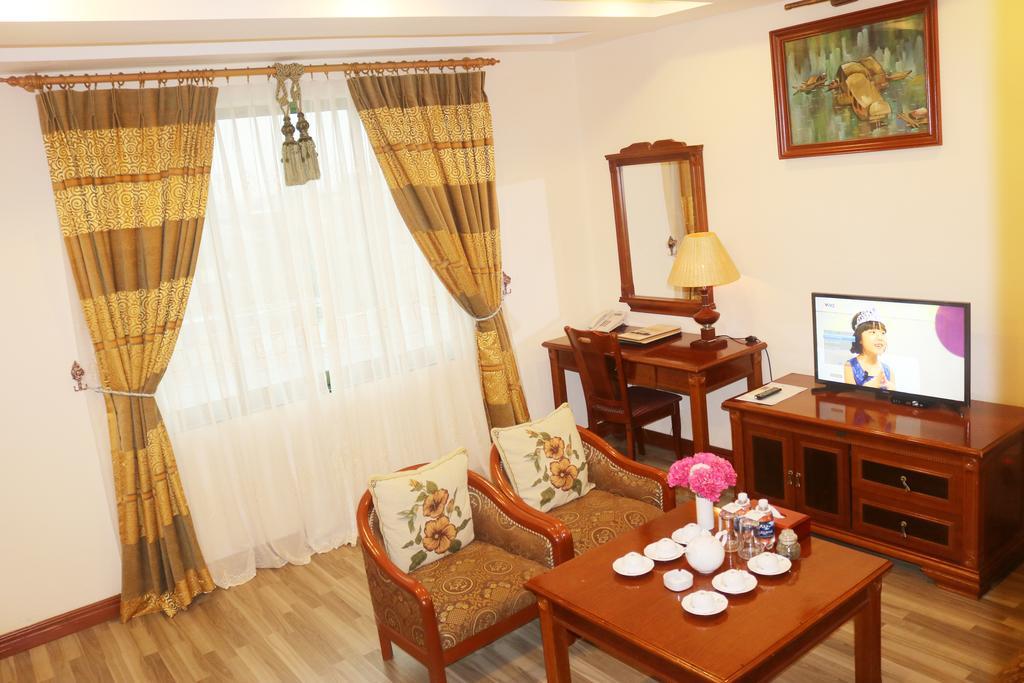 Central Hotel Quảng Ngãi Eksteriør billede