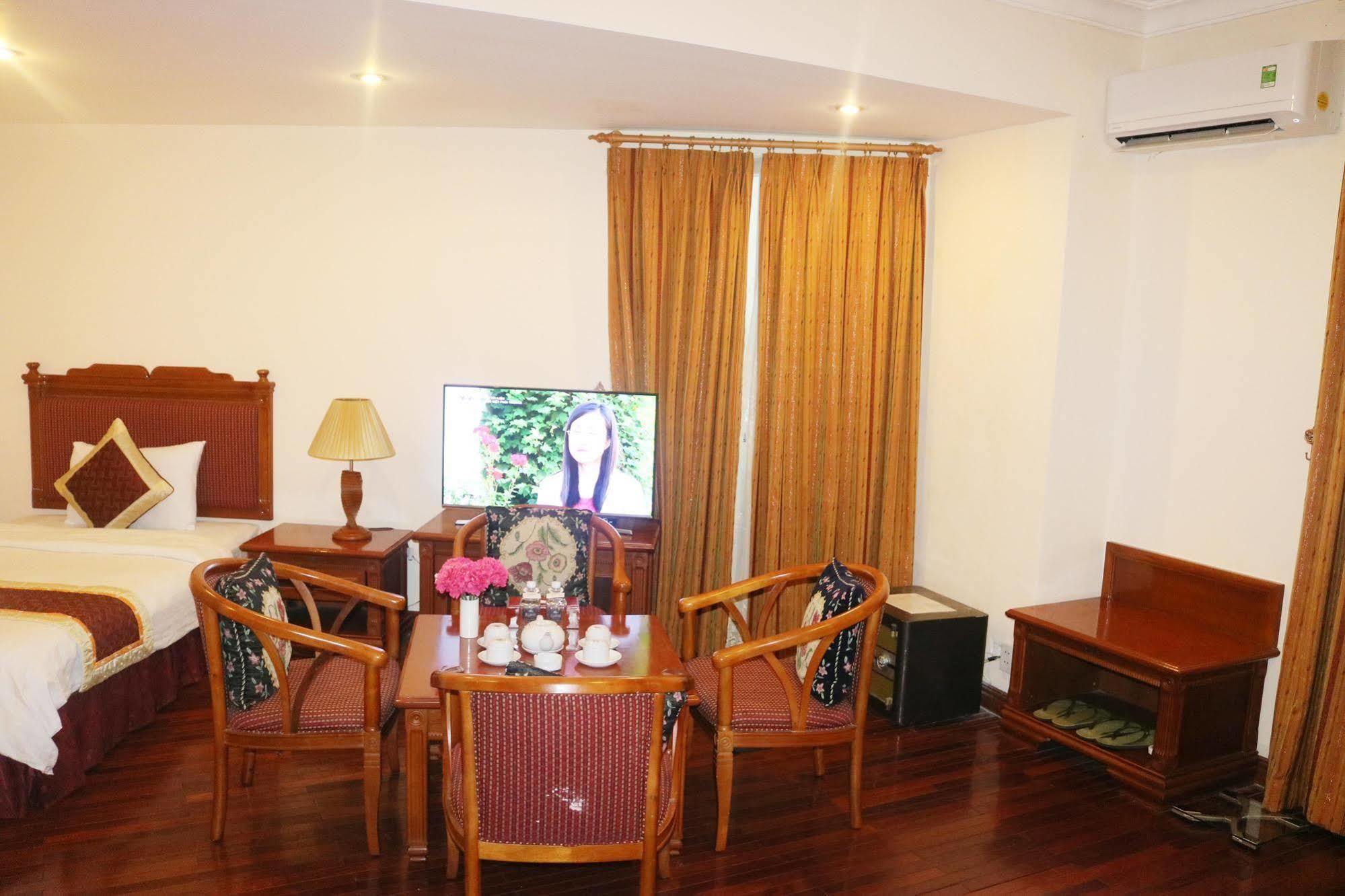 Central Hotel Quảng Ngãi Eksteriør billede
