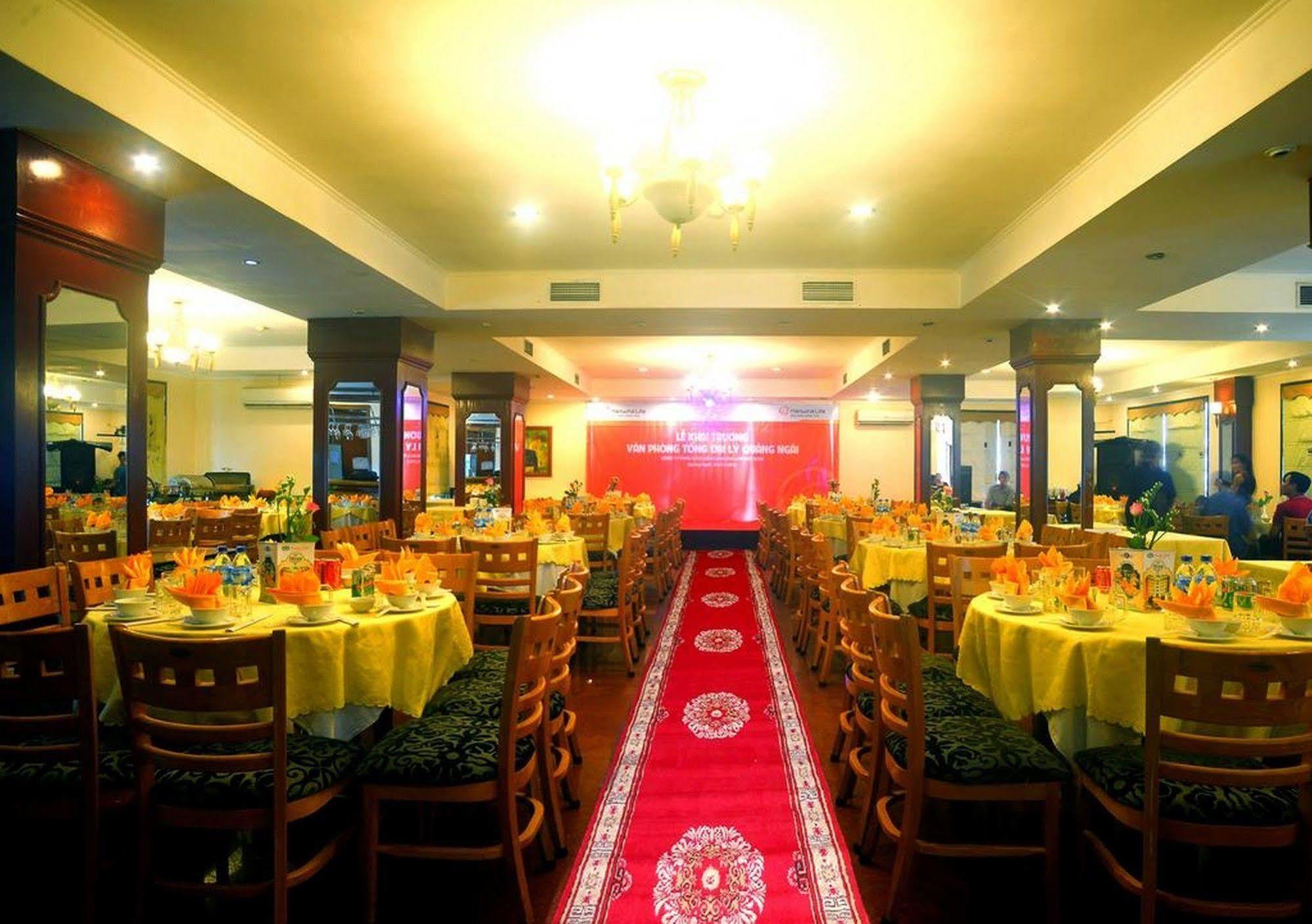 Central Hotel Quảng Ngãi Eksteriør billede