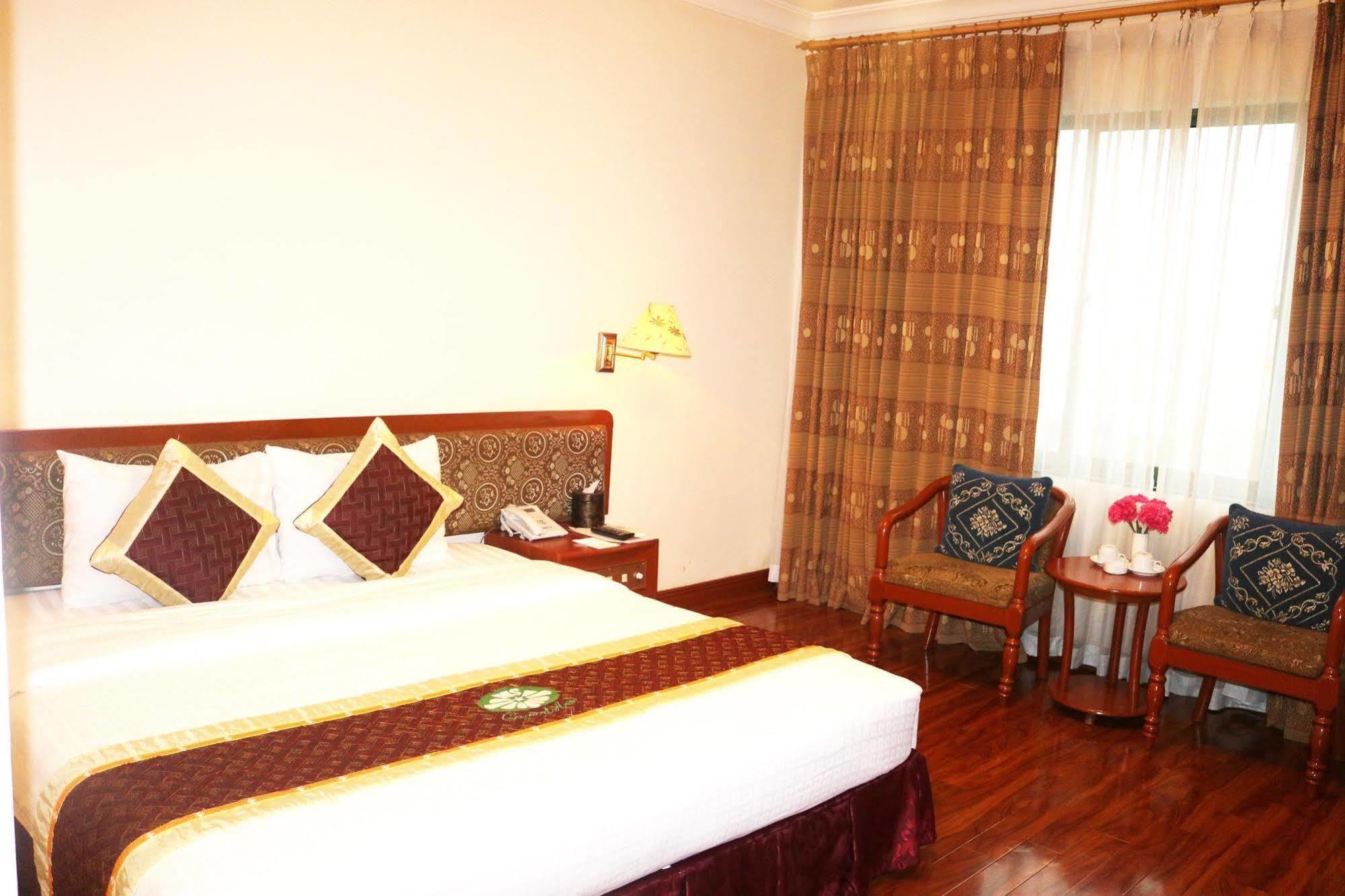 Central Hotel Quảng Ngãi Eksteriør billede