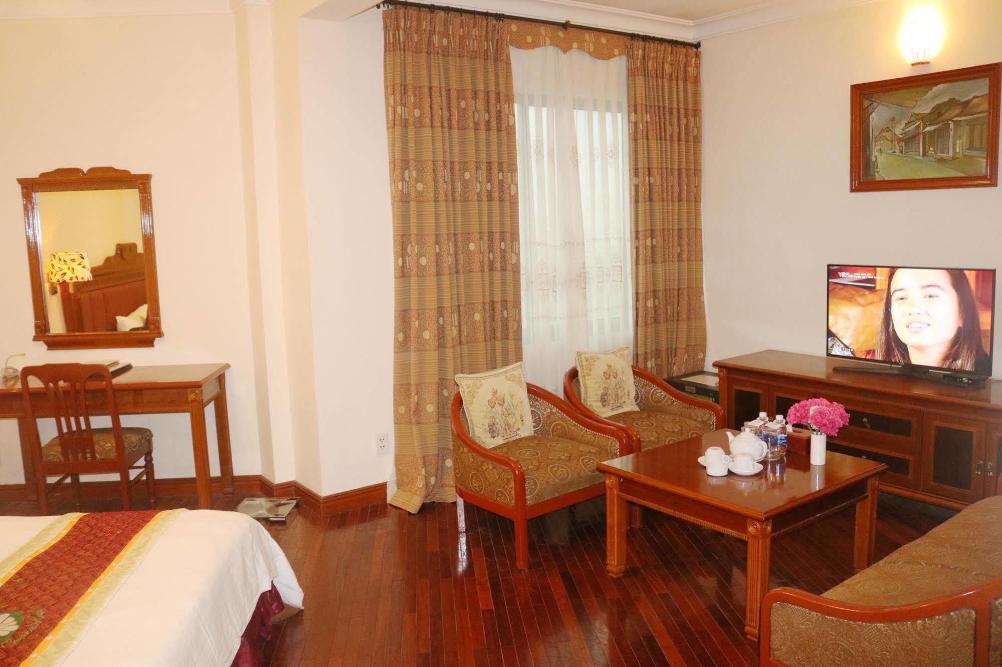 Central Hotel Quảng Ngãi Eksteriør billede