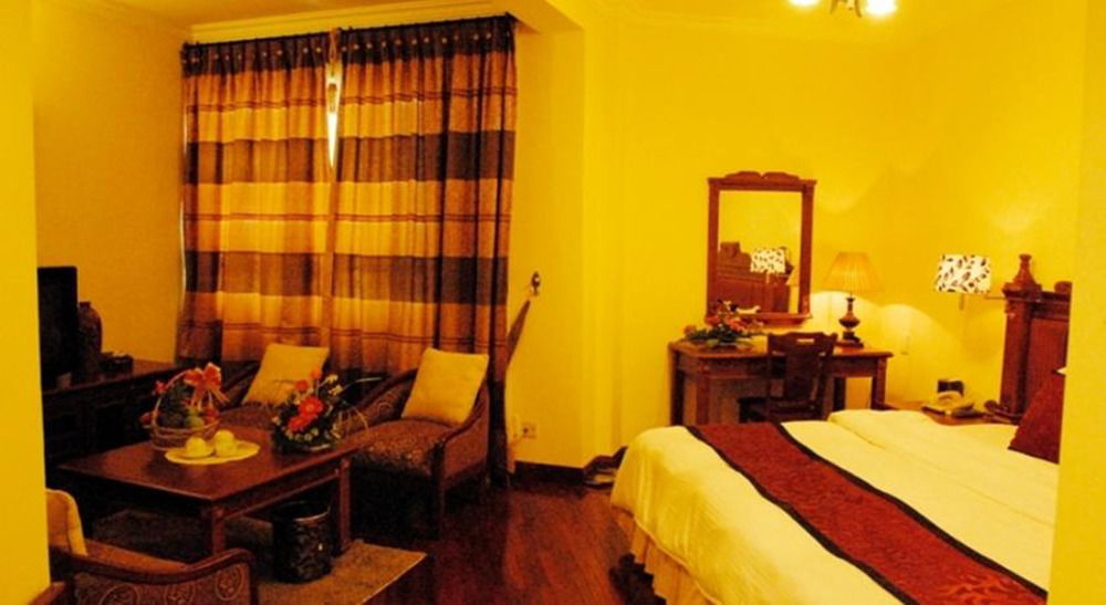Central Hotel Quảng Ngãi Eksteriør billede