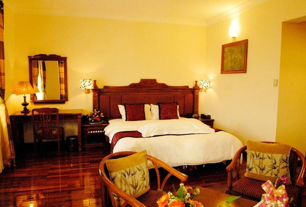 Central Hotel Quảng Ngãi Eksteriør billede